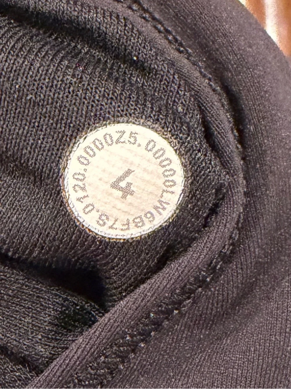 Lululemon Wunder Train High-Rise Crop Leggings 21" In Black size four (4) - Picture 2 of 10